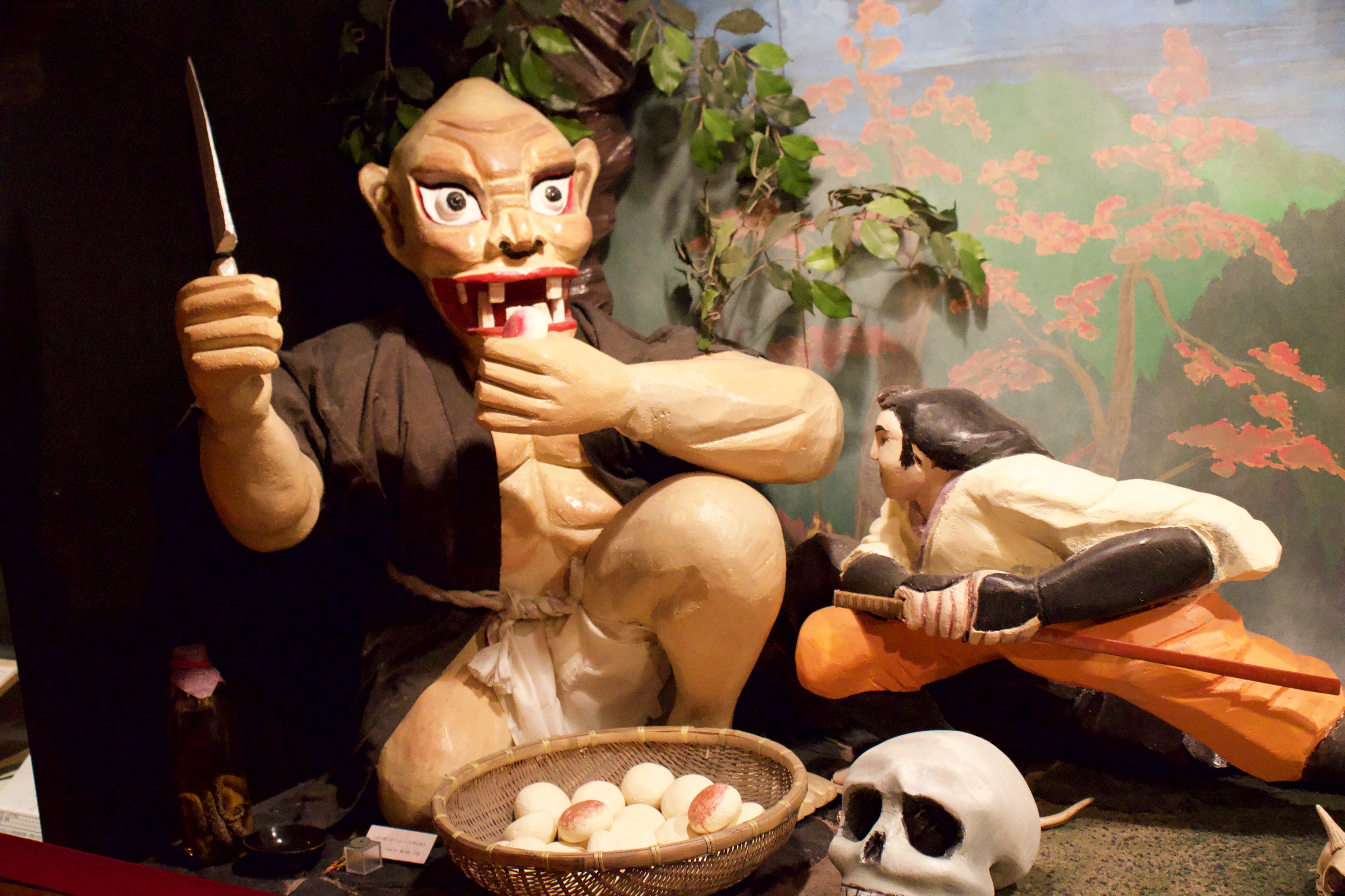 Depiction of the local legend of yamajichi at the Yōkai House.