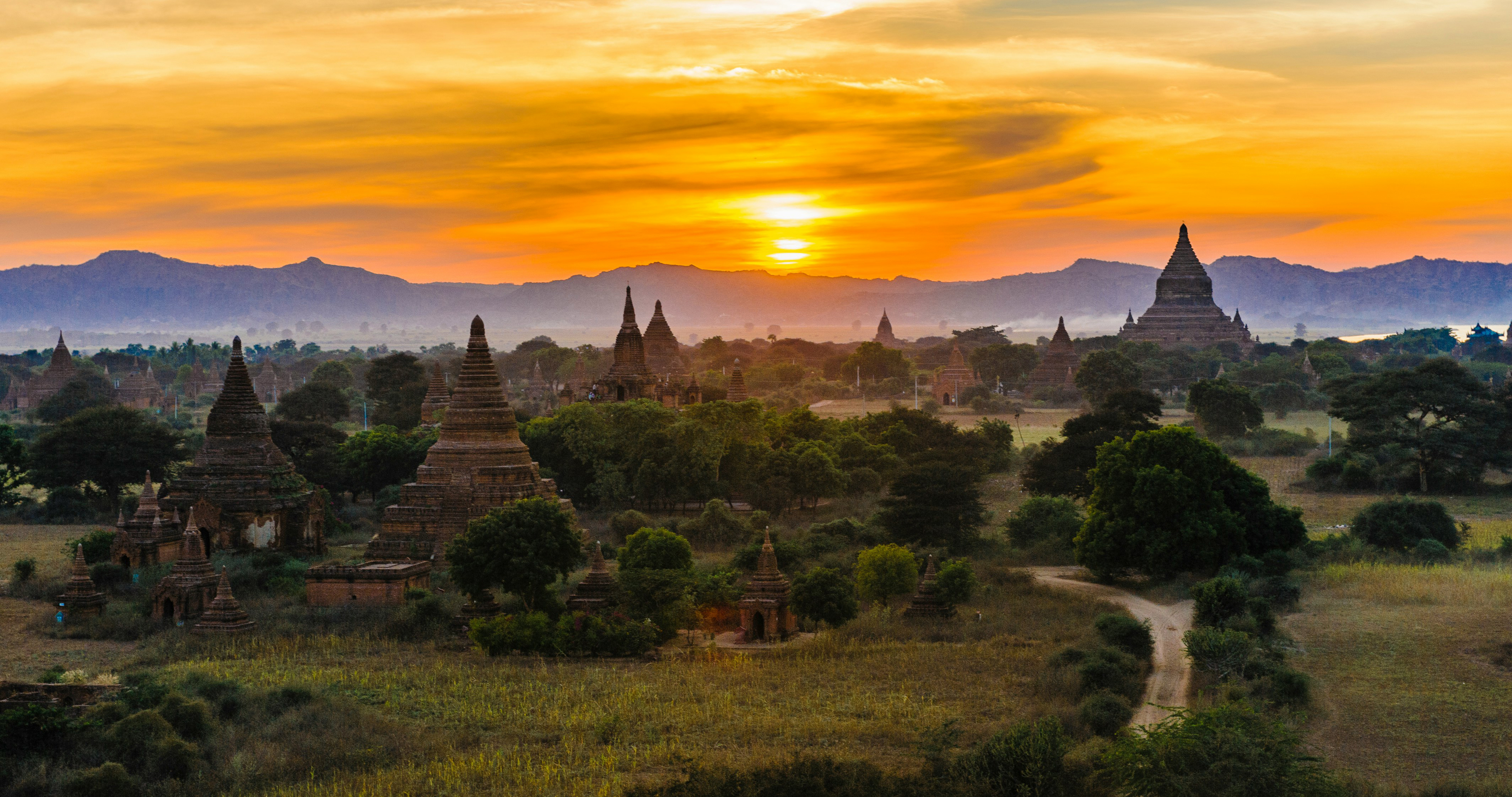 Teaching About Asian War Refugees and Diaspora Experiences through Graphic Novels